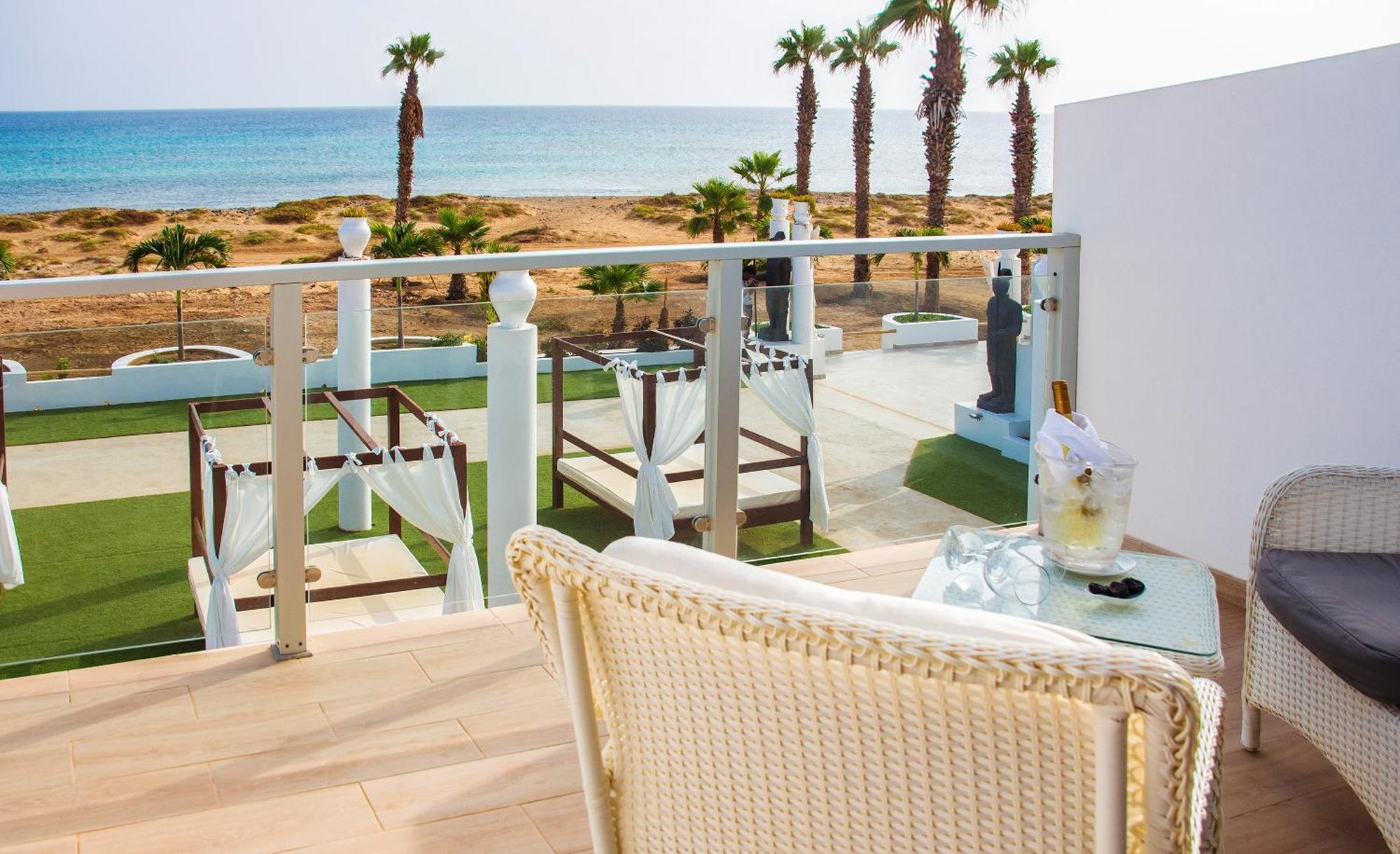 Hotel Livvo Budha Beach Santa Maria Pokoj fotografie